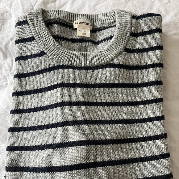 J. Crew Crewcuts Gray/Navy Crewneck Striped Sweater  boys kids XL 12-14 - Picture 1 of 3